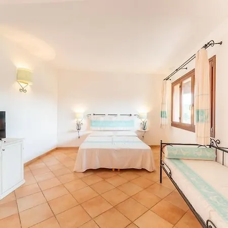 Holiday home With Shared Pool, Aglientu *