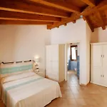 Hébergement de vacances With Shared Pool, Aglientu *
