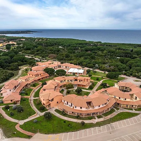 With Shared Pool, Aglientu * Vignola Mare